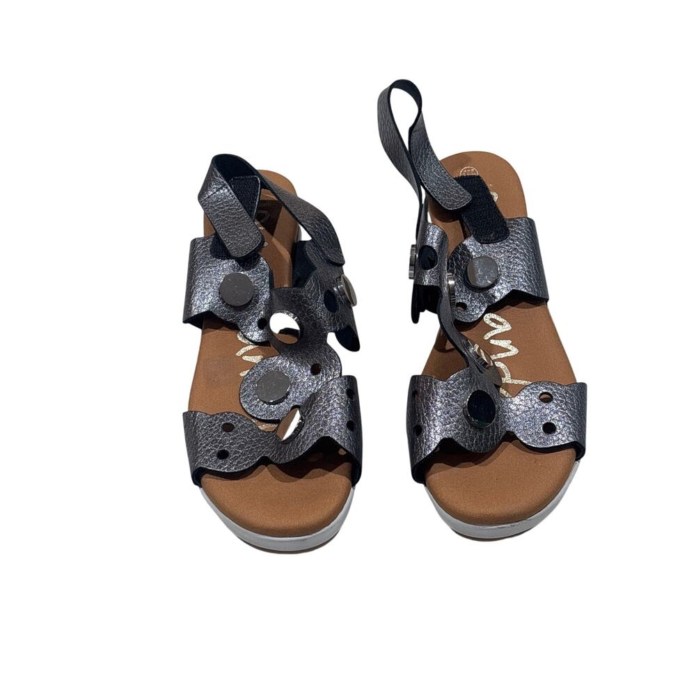 Oh! My sandals women’s sandals size 10